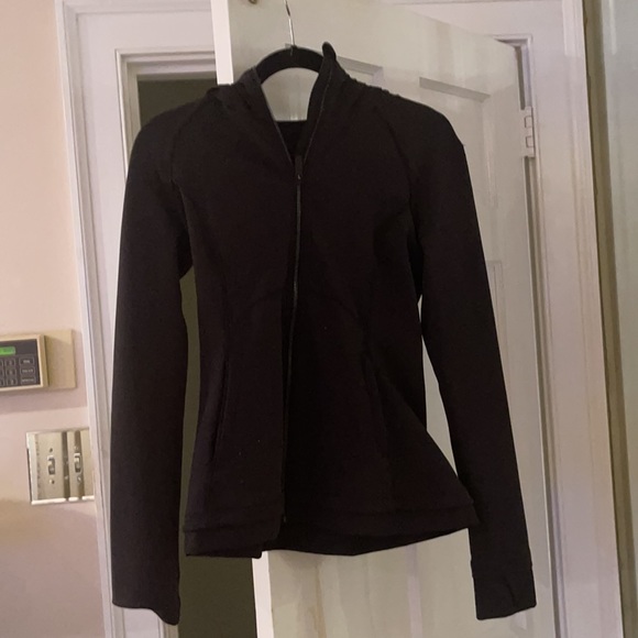 LuLulemon jacket - Picture 4 of 4